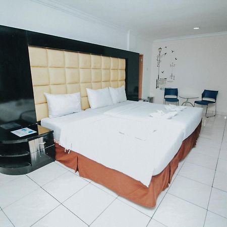 Hotel New Lilik 马格朗 外观 照片